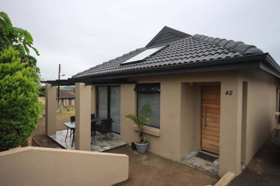 To Let  Bedroom Property for Rent in Kidds Beach Eastern Cape